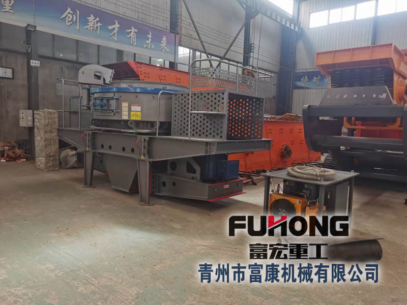 立軸沖擊式制砂機(jī)究竟是石打石還是是石打鐵？